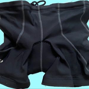 Louis Garneau bike shorts - Size M - never used :)